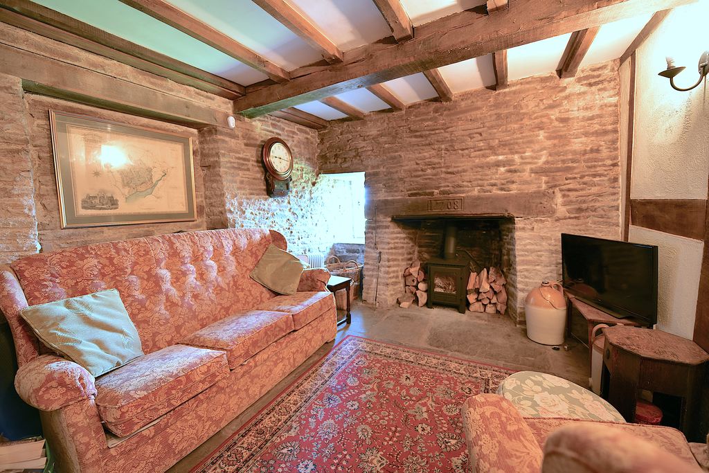 Snug- click for photo gallery